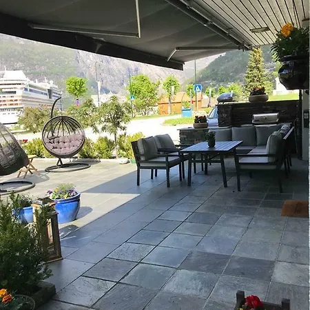 Ingrids בית הארחה 3*